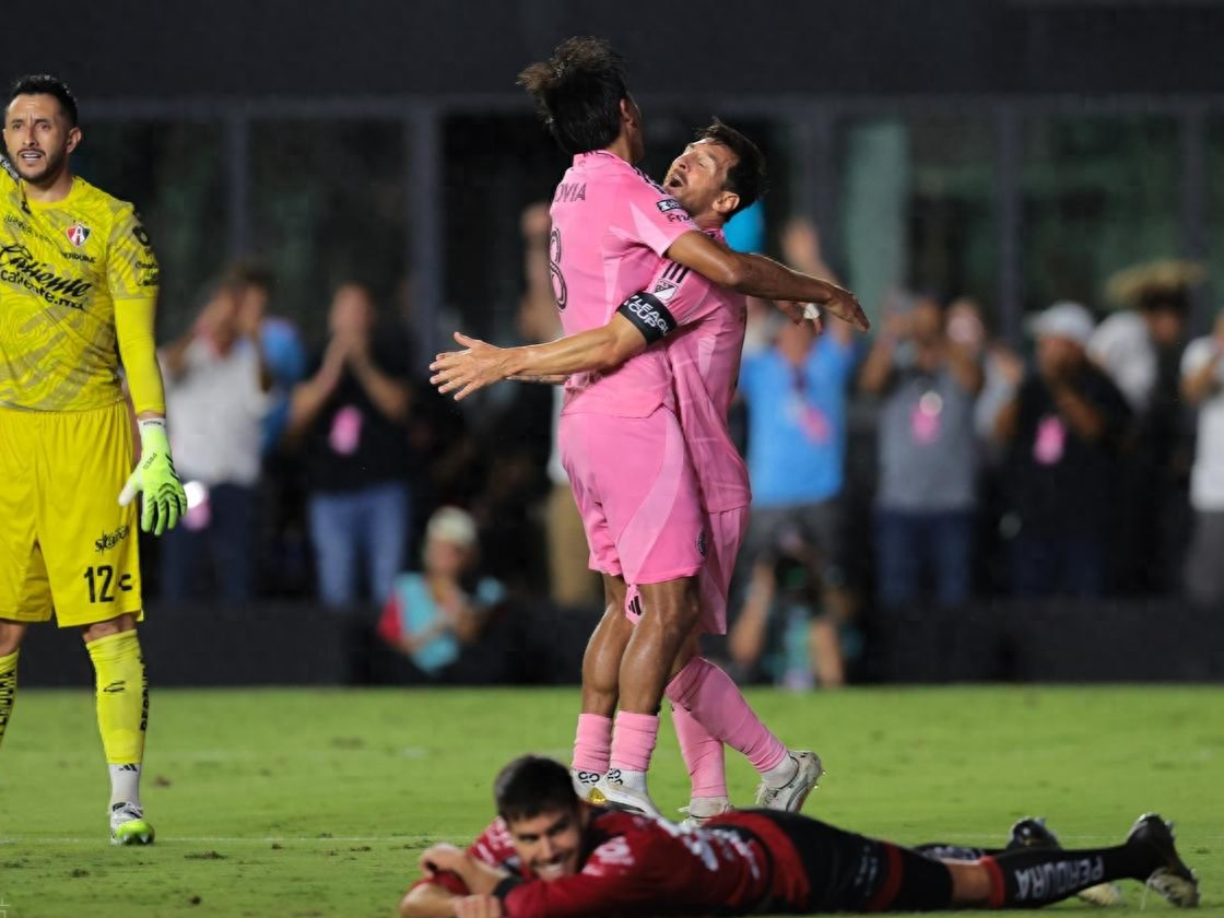 lol赛事官网 -欧超杯加时末段走向成谜；迈阿密热火队长鼓劲；质疑声仍在；控场能力受关注(外国人空翻牛人合集)